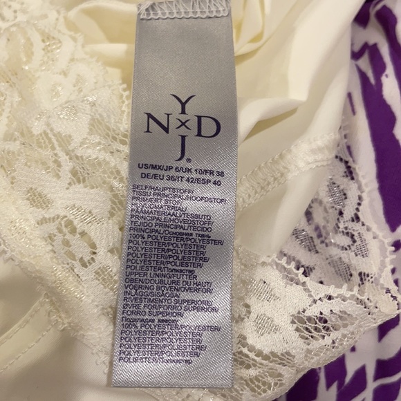 Purple white patterned dress with control top front waist, short sleeve Sz 6 - Picture 5 of 5